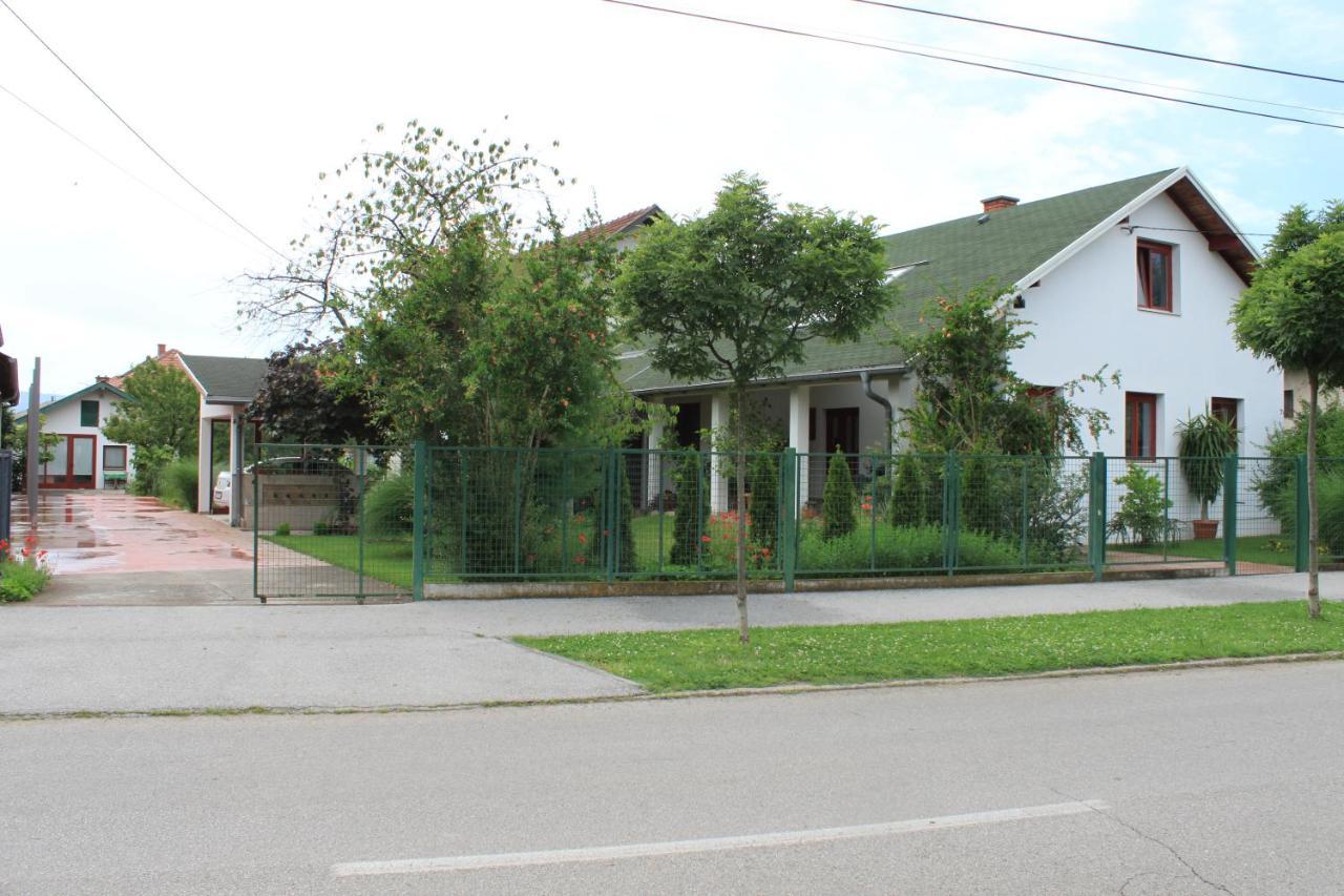 Boulevard Garden House - Free And Save Parking In The Locked Yard Ćuprija Exteriör bild